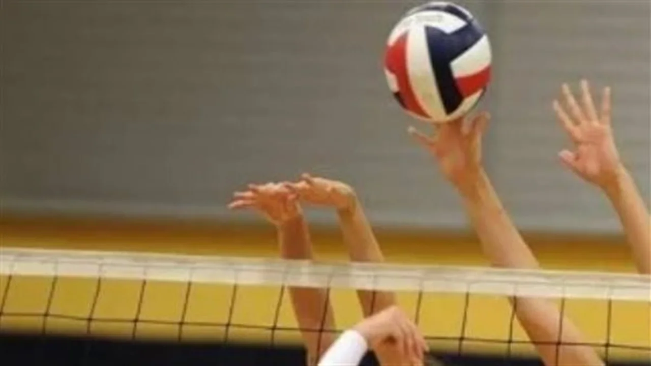 موعد مواجهة القمة بين الأهلي والزمالك في ختام دوري سيدات الطائرة